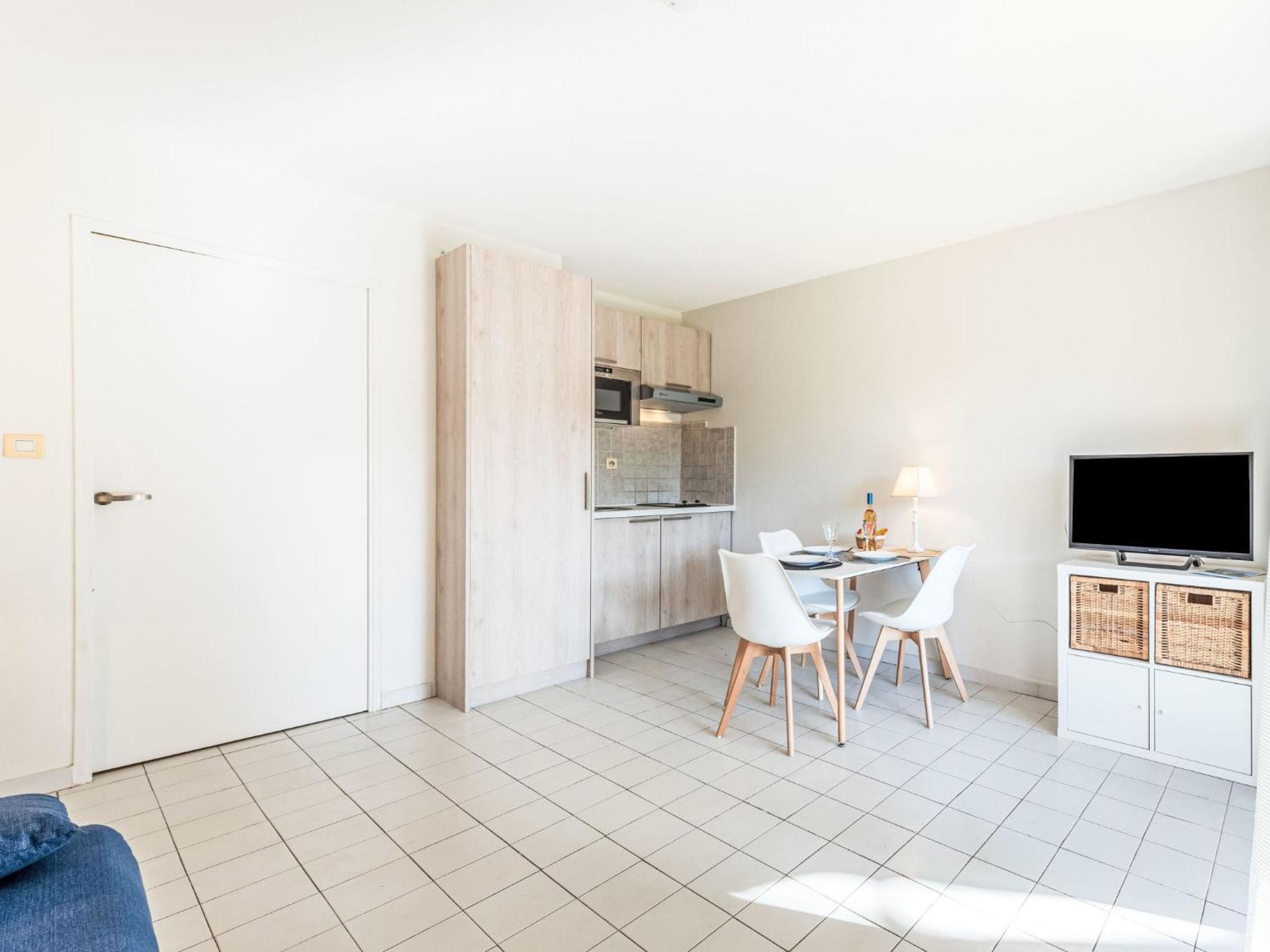Caesar Domus-2 By Interhome